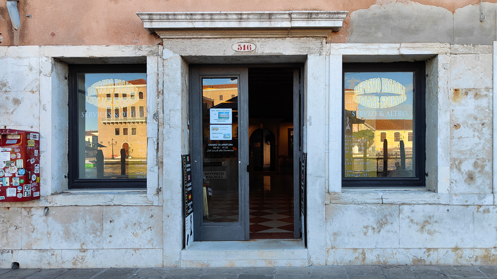 The Golden Luggage - Deposito bagagli Venezia stazione Santa Lucia e piazzale Roma per visitare Venezia in un giorno